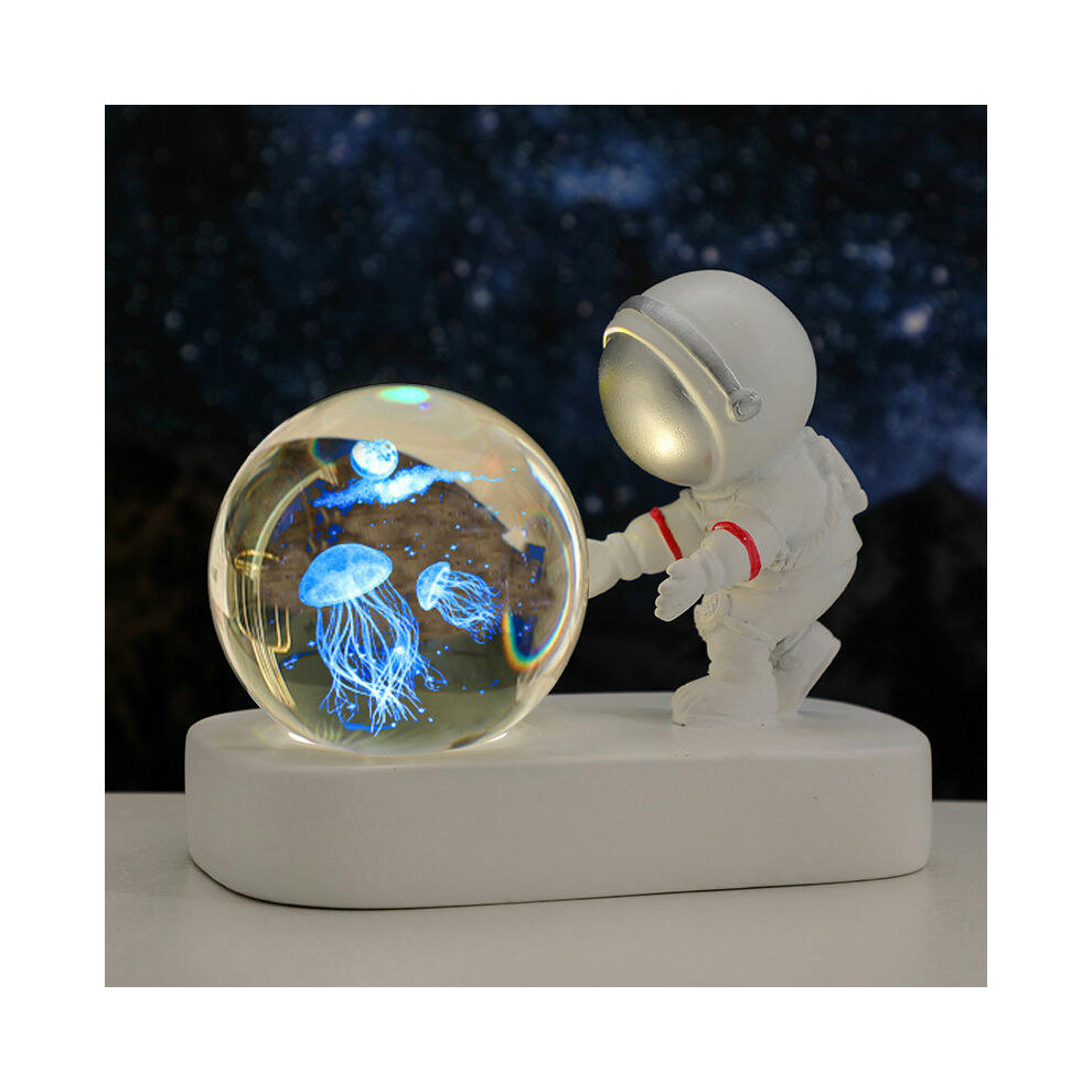 (Love astronaut jellyfish (color light)) Creative Astronaut's Night Lantern Crystal Ball Lights Light Desktop Small Locker Room Decoration Birthday Gi