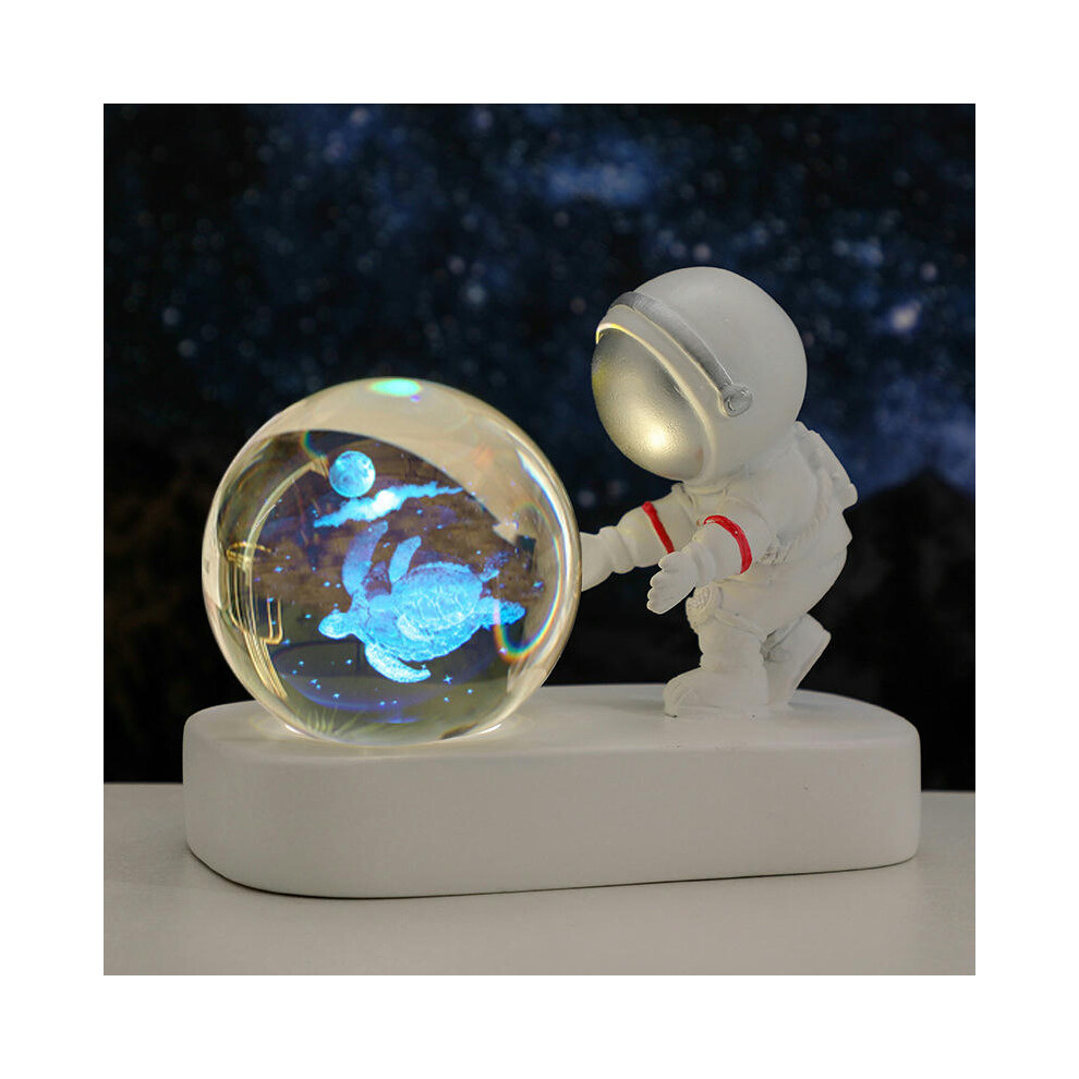 (Love Astronauts Turtle (Caiguang)) Creative Astronaut's Night Lantern Crystal Ball Lights Light Desktop Small Locker Room Decoration Birthday Gift