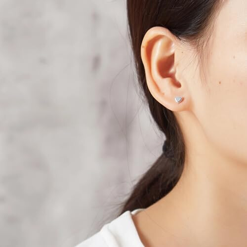 Philip Jones Jewellery Philip Jones Sterling Silver Heart Earrings 1
