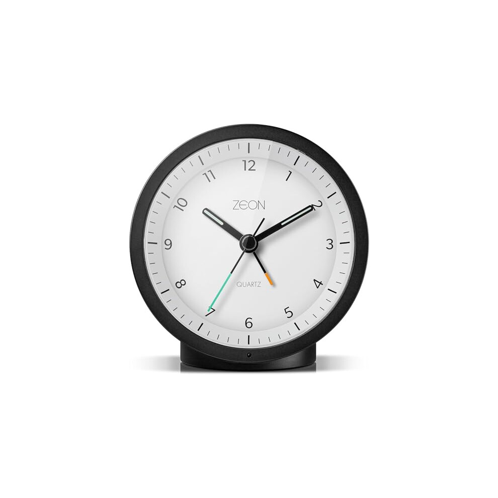 ZEON Round Analogue Alarm Clock with Light and Snooze Function, Silent Non-Tick Bedside Battery Powered Alarm Clock in Black & White, CE4552