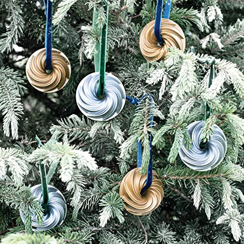 Nordic Ware Bundt Ornament Set, Silver, 2-Pieces 1