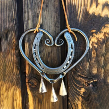 (Lucky Love Wind Chime) Lucky Love Wind Chime - Horseshoe Retro Design With Steel Nails & Metal Heart - Perfect Valentine's Day Garden Hanging Ornament, Christmas