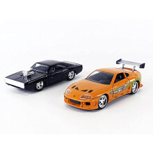 Jada Toys Fast & Furious Dom\'s Dodge Charger R/T & Brian\'s Toyota Supra 1:32 Die-Cast Vehicle (26063)