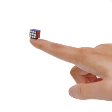Mini Speed Cube, TaoLeLe 1cm 3x3 Tiny Magic Cube World?s Smallest puzzle Cube Smooth Rotation Brain Teaser Travel Games for Adults and Kids Gifts