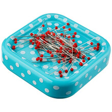 Love Magnetic Cushion Plus 9 g of Glass-Headed Pins, red