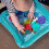 baby einstein Baby Einstein Ocean Explorers Sensorische Spritzwassermatte f   r Bauchlage oder sitzendes Spielen, Alter 0   36 Monate 7