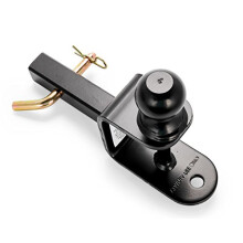 Black Boar Camco Black Boar ATV/UTV Multi-Hitch har en 2-tommer kugle 1-tommer skaft 5/8-tommer pin-hul-tommer hitch-pin og en bro-pin, der er vu