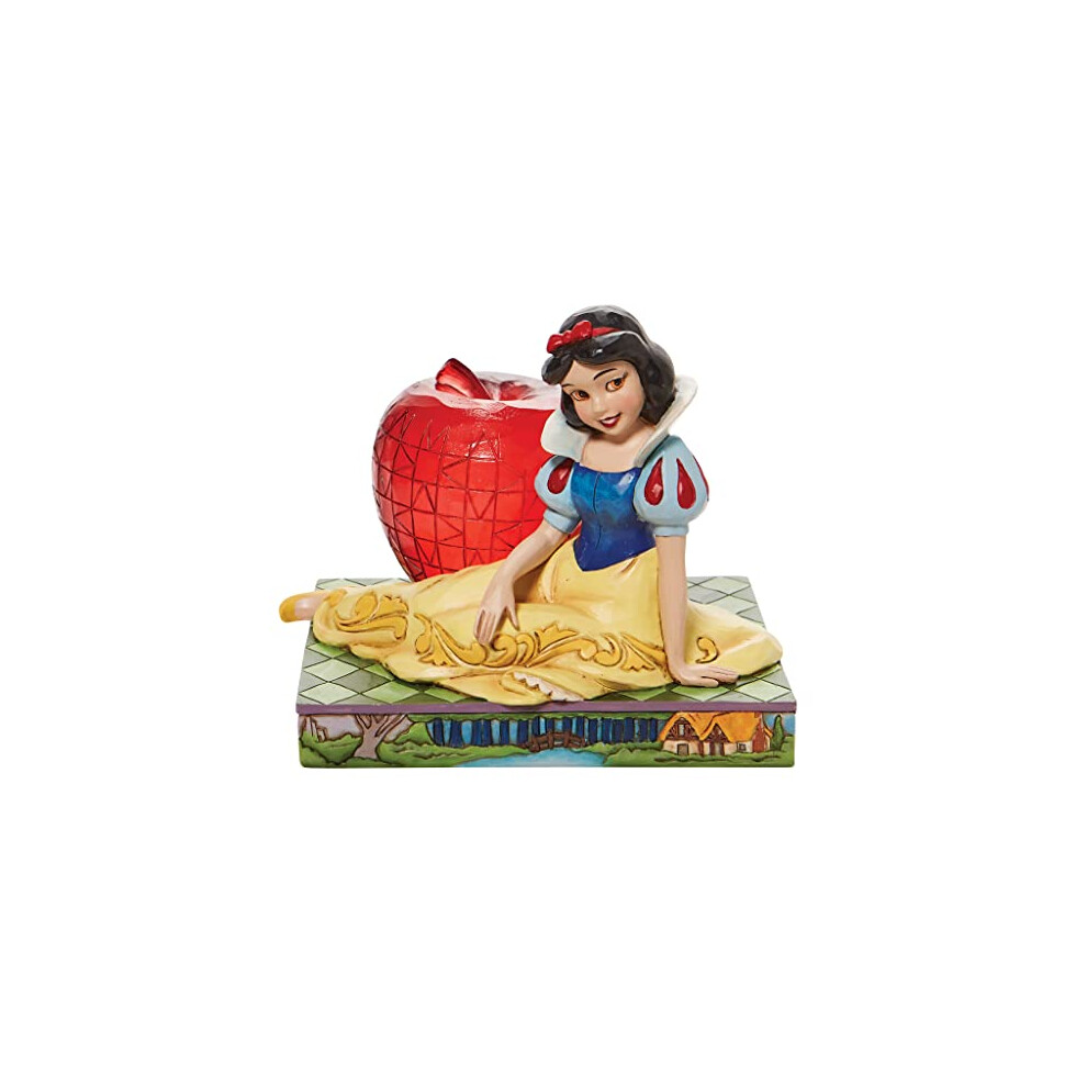 Traditions Snow White With Apple Figurine,Multicolor,height 15cm
