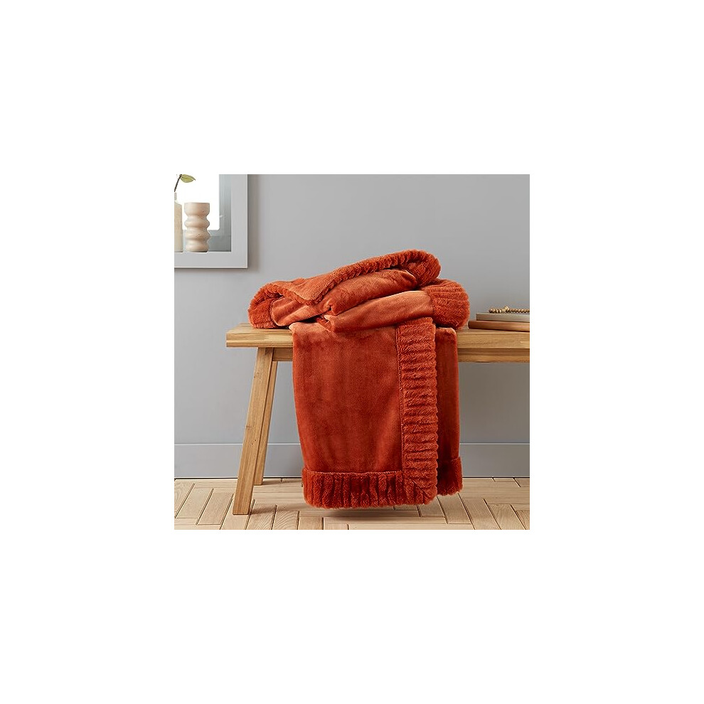 Catherine Lansfield Velvet & Faux Fur 150 x 200cm Blanket Throw in Burnt Orange | Size: 150cm x 200cm - Image 9