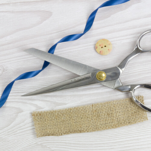 (2659e) Tonic Studios Forged Fabric Scissors 2
