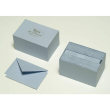 Lalo 92302L - Un coffret ''Mode de Paris'' comprenant 30 cartes simples 9,7x15,2 cm 300g et 30 enveloppes doublées gommées aux bords dentelés 10x15