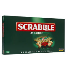 | Scrabble Classic: a reproduction of the original 1950's design with wooden tiles - Irish Edition | Classic Games | For 2-4 Players | Ages 10+