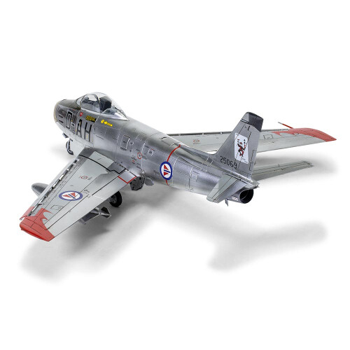 Airfix Airfix F-86F-40 Sabre 1:48 Στρατιωτικό Μοντέλο Κιτ A08110 2