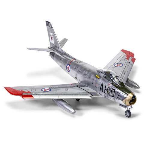 Airfix Airfix F-86F-40 Sabre 1:48 Στρατιωτικό Μοντέλο Κιτ A08110 1