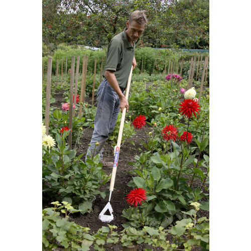 Spear & Jackson 3480BT Neverbend Professional Dutch Hoe 1