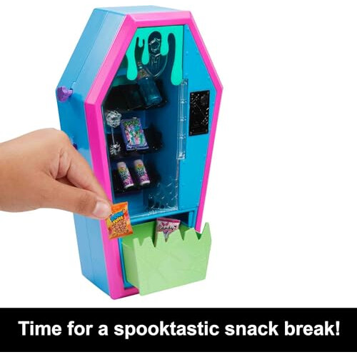 Monster High Monster High Student Lounge Playset, Mobili per Bambole e Accessori Tematici con Due Animali e Distributore 2