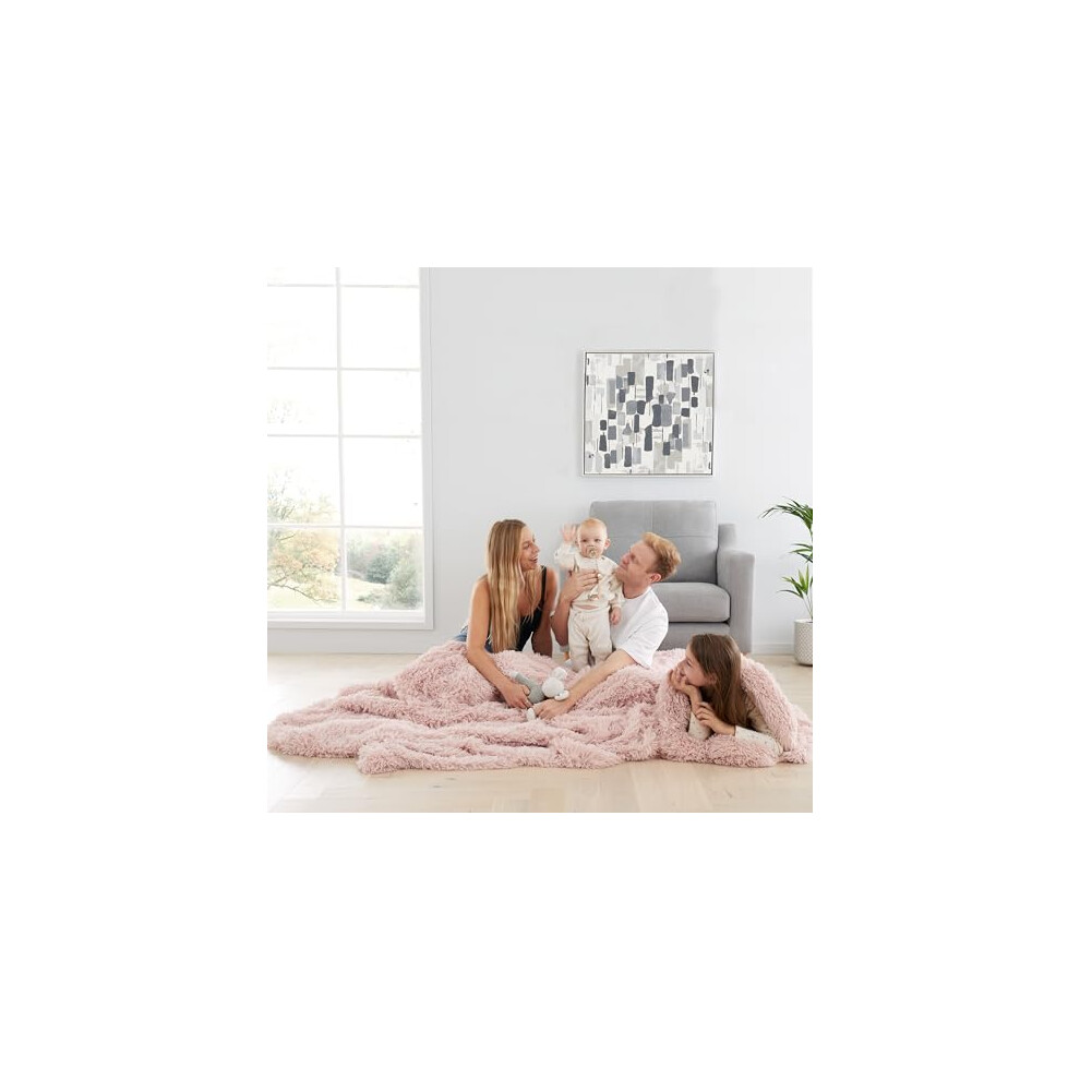 B&Q - Extra Large Cuddly Deep Pile Faux Fur Family Size Large Blanket Throw Blush Pink - Image 8