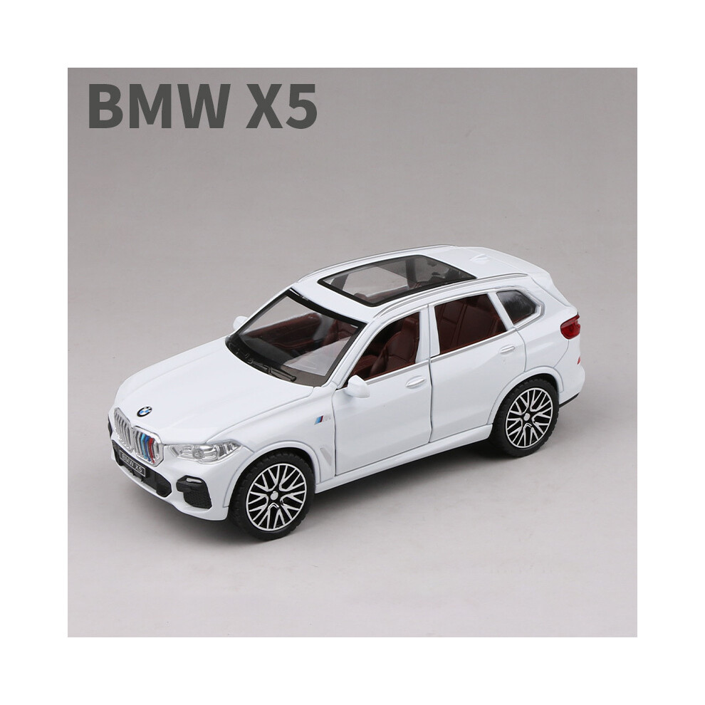 (X5 White) Caipo 1:32 BMW X5M X5 SUV Alloy Model Car Toy Diecasts Casting Pull Back Sound and Light Car Toys For Children Vehicle