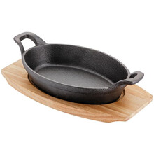 JST65 Sizzle & Serve Large Gratin Dish, Cast Iron Skillet with Wooden Serving Stand, Induction Ready 20cm x 14cm - 5 Year Guarantee