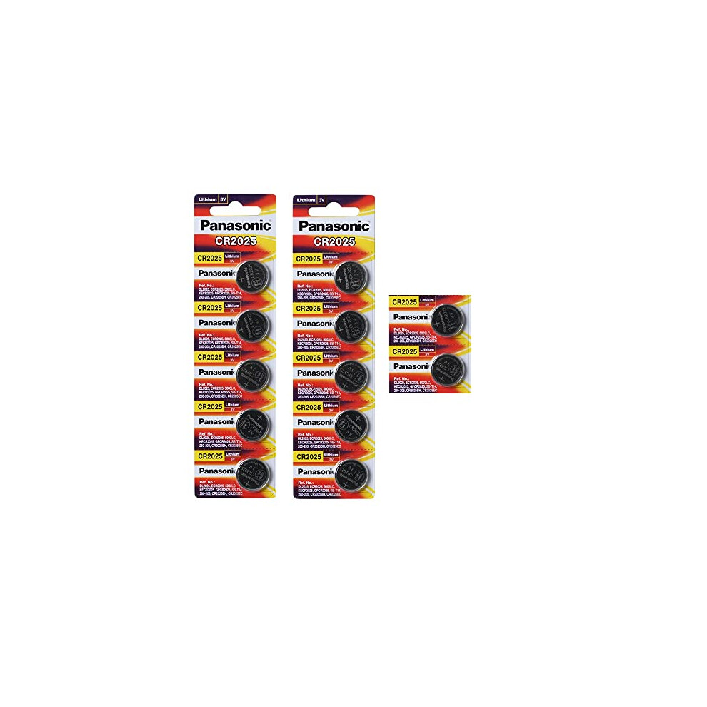 12 X Panasonic CR2025 3V Lithium Coin Cell Batteries