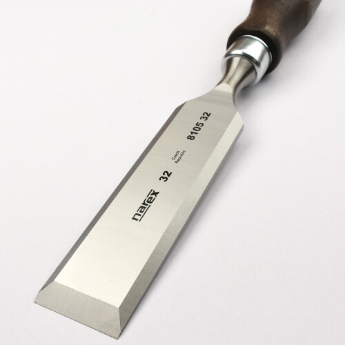 Piercing Chisel - Flat with Dark Grip - 32 mm
