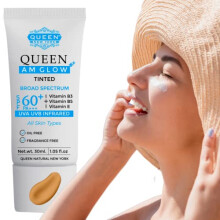 QUEEN AM GLOW | TINTED SunScreen SPF 60 PA+++Primer-Anti Aging, Face Moisturizer- Vitamin B3, B5, E- Non-Greasy, Silky Touch, Instant dry-oil free,