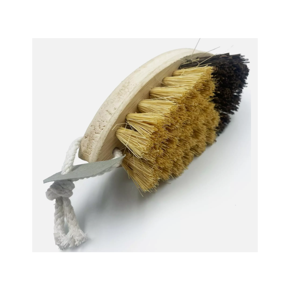 The Dustpan & Brush Store 3073 Vegetable Cleaning Brush - Dual-Action Wooden Scrubber For Potatoes & Vegetables, 5X13.5 Cm