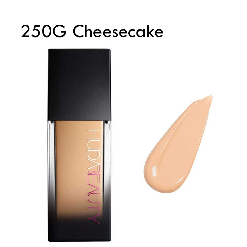 (250G Cheesecake) Huda Beauty FauxFilter Luminous Matte Foundation