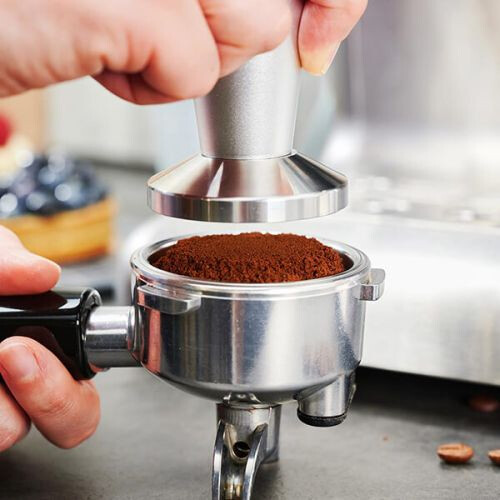 Gastroback Design Espresso Barista Pro 62616 - 15-bar programmable espresso machine with integrated conical grinder, hot water and 360 milk frother 1