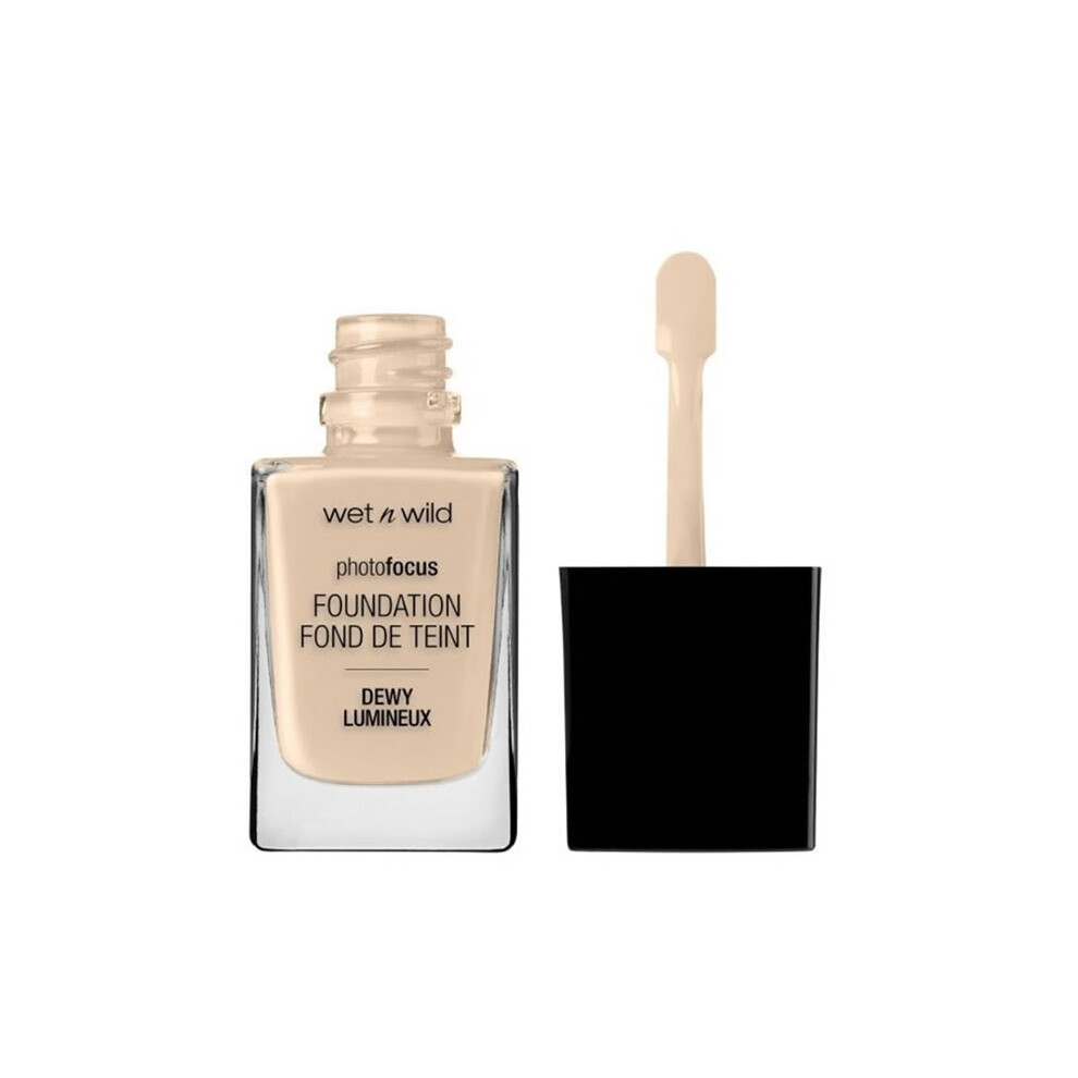 Royal Canin Ivory Wet N Wild Photo Focus Foundation Dewy Nude 28Ml