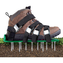 Lawn Aerator - Lawn Scarifier -Versailles- Shoes with 5 Adjustable Straps and Metal - Universal Size - Suitable for Shoes or Boots