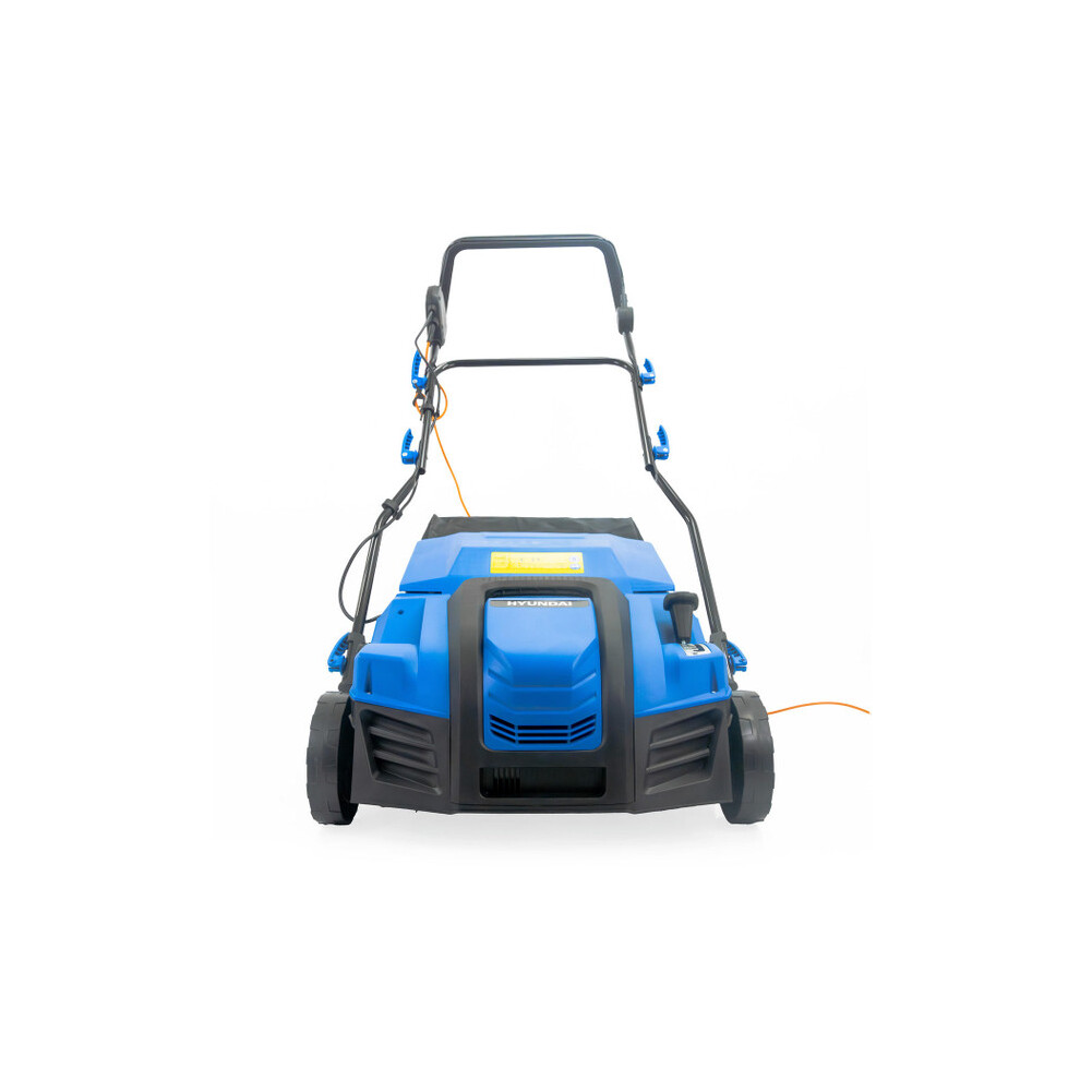 Hyundai HYSW2000E 2000W 16 / 40cm Artificial Grass Sweeper, Multi-Use Brush & 55L Collection Bag