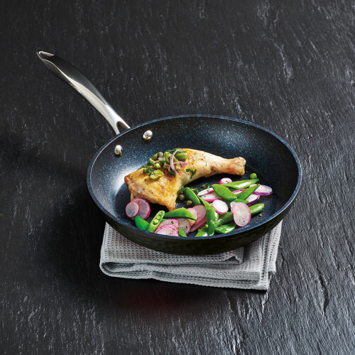 JML JML Hammer Pan Black 24cm 2