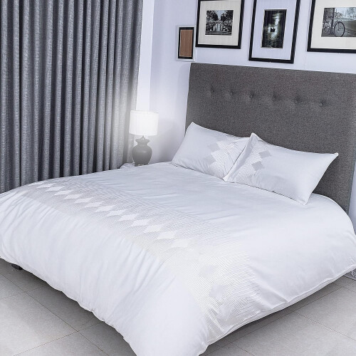 Flax Linen Celia Design Duvet Cover Set  White (Double )