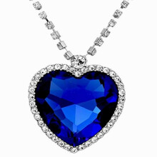 Valentine for Girlfriend/Wife The Famous Titanic Heart of Ocean Pendant Necklace for & (SDF6616np)