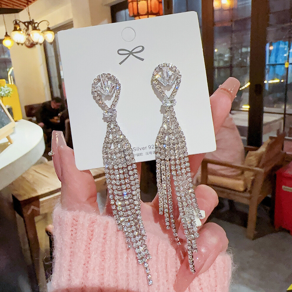 (E0335 silver silver needle) S925 silver needle fashion tassel earrings Korean high-end pearl earrings temperament earrings light luxury niche jewelry