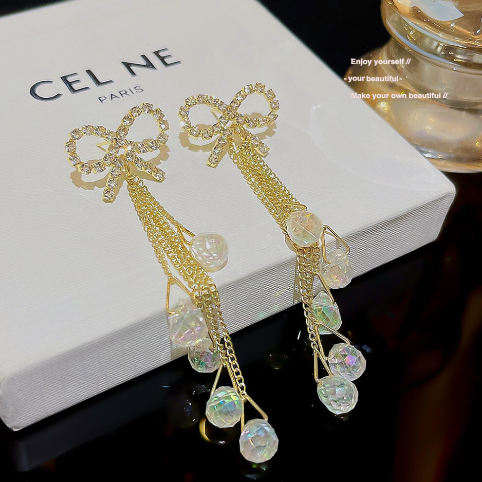 (E0074 Silver Needle) S925 silver needle fashion tassel earrings Korean high-end pearl earrings temperament earrings light luxury niche jewelry for wo