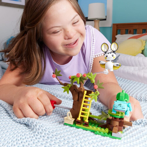 WWE Pokémon MEGA Construction Set Emolga And Bulbasaur's Charming Woods 2