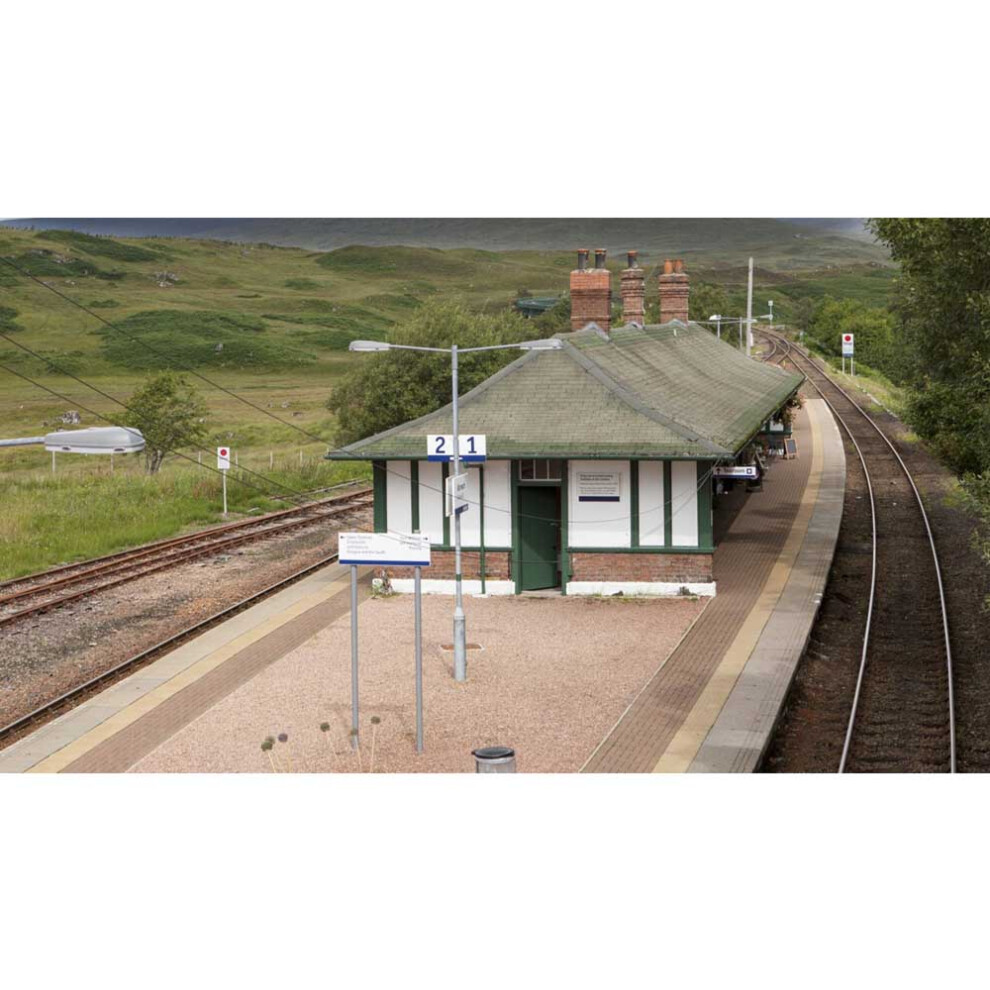 Hornby Skaledale Building R7304 Platform Island