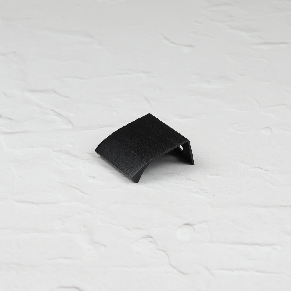 Handle & Home Black (40Mm Pull ) Matt Profile Trim Edge Mount Lip Pulls Size 4