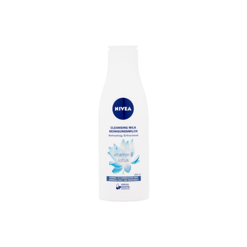 Nivea - Refreshing Cleansing Milk - For Women, 200 ml