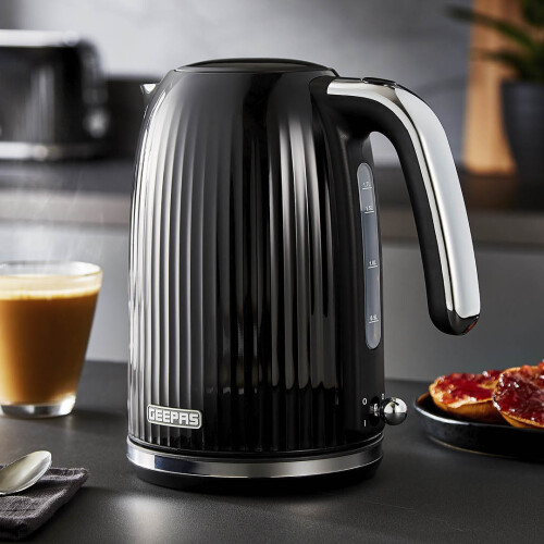 GEEPAS (Black) GEEPAS 1.7L Electric Kettle 3000W Rapid Boil 2