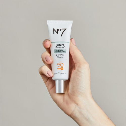 Boots No7 No7 Future Renew Damage Protection Defence Shield SPF 50 50ml 2