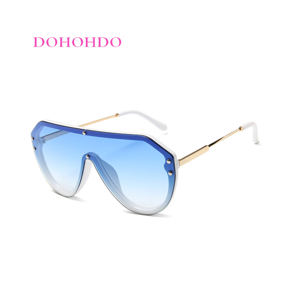One brand sunglasses shop