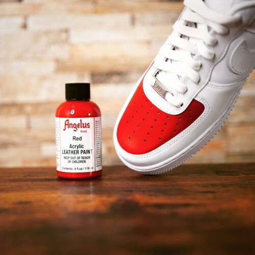 Angelus? Glitterlites Paint 1