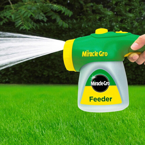 Miracle-Gro Miracle Gro Feeder plus Soluble Plant Feed All Purpose 500g Spray Set 2