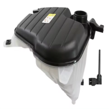 Antifreeze piggy bank water kettle Suitable for jaguar XJ XF C2D36877