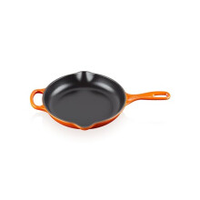 Le Creuset Signature Enamelled Cast Iron Skillet Frying Pan With Helper Handle and Two Pouring Lips, 23 cm, Volcanic, 20182230900422