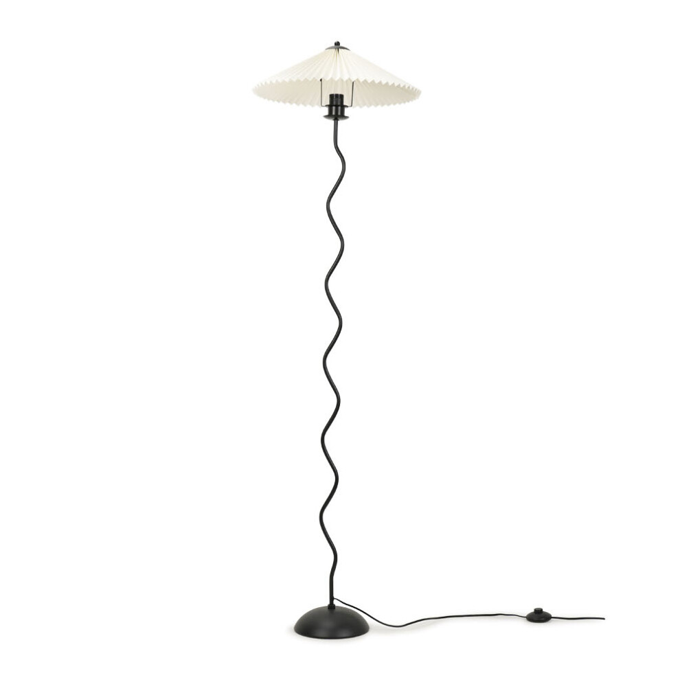 Wiggle Black Metal Floor Lamp With Origami Pleated Shade