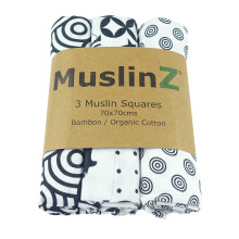 Newborn Sensory Muslin squares in Black and White for Visual Stimulation and Sensory Play. Baby Muslin Bamboo/Organic Cotton mix. (Sensory, 70x70cms)